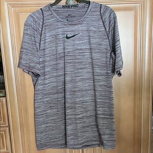 Nike Pro Men's Short Sleeve Burgundy Tee